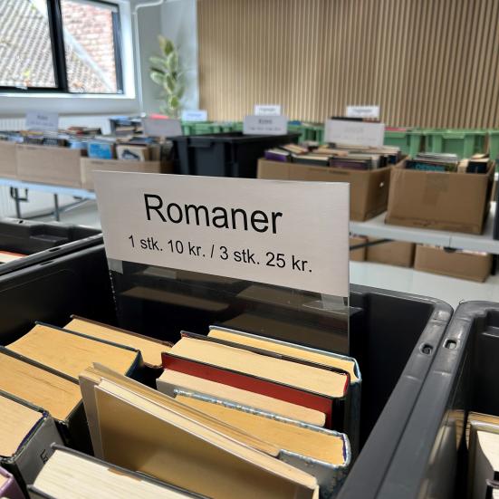 Bogsalg i bibliotekets kælder
