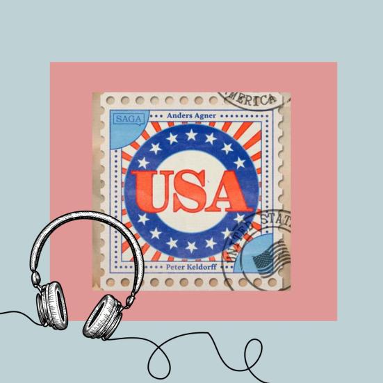 Illustration med frimærke med teksten ‘USA’ og et par hovedtelefoner på lyseblå baggrund.